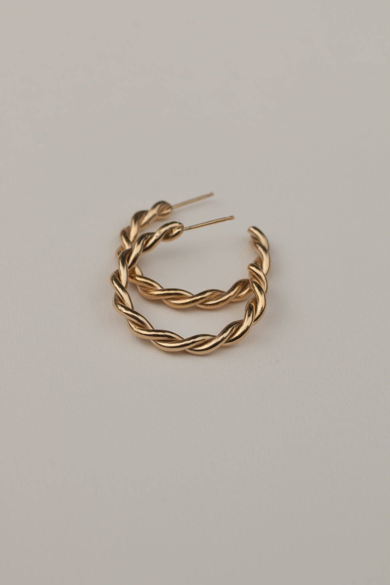 YEWŌ Collective - Vendita all'ingrosso Orecchini a cerchio - Cerchi Zinga (Sm/Lg)1