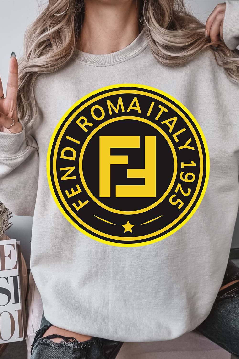 Sand Italy 1925 Graphic Crewneck for wholesale on Faire0