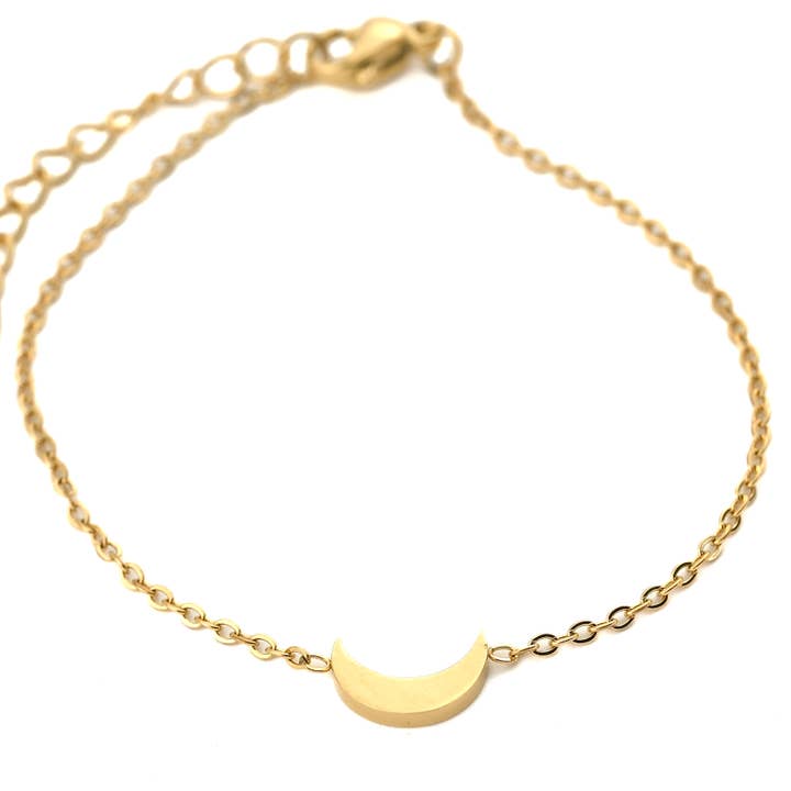 Blueyejewelry - Wholesale Charm/Dangle Bracelet - Moon Star Bracelet - 18K Gold PVD Plated Star Bracelet1