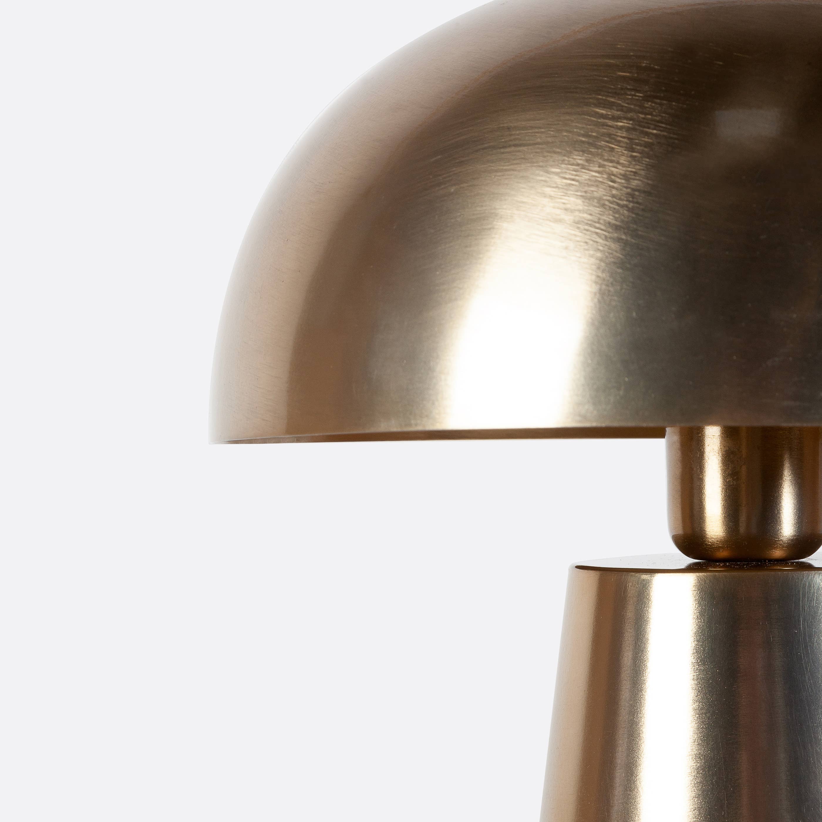 Dareels - Wholesale Accent/Desk Lamp - JAMUR Table lamp1