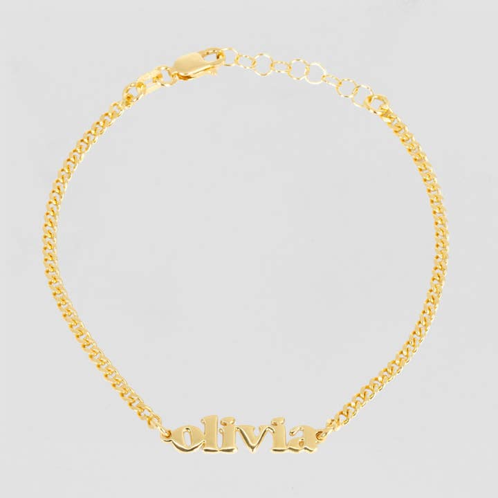 Das Cuban Link Namensarmband für den Großhandel von The M Jewelers