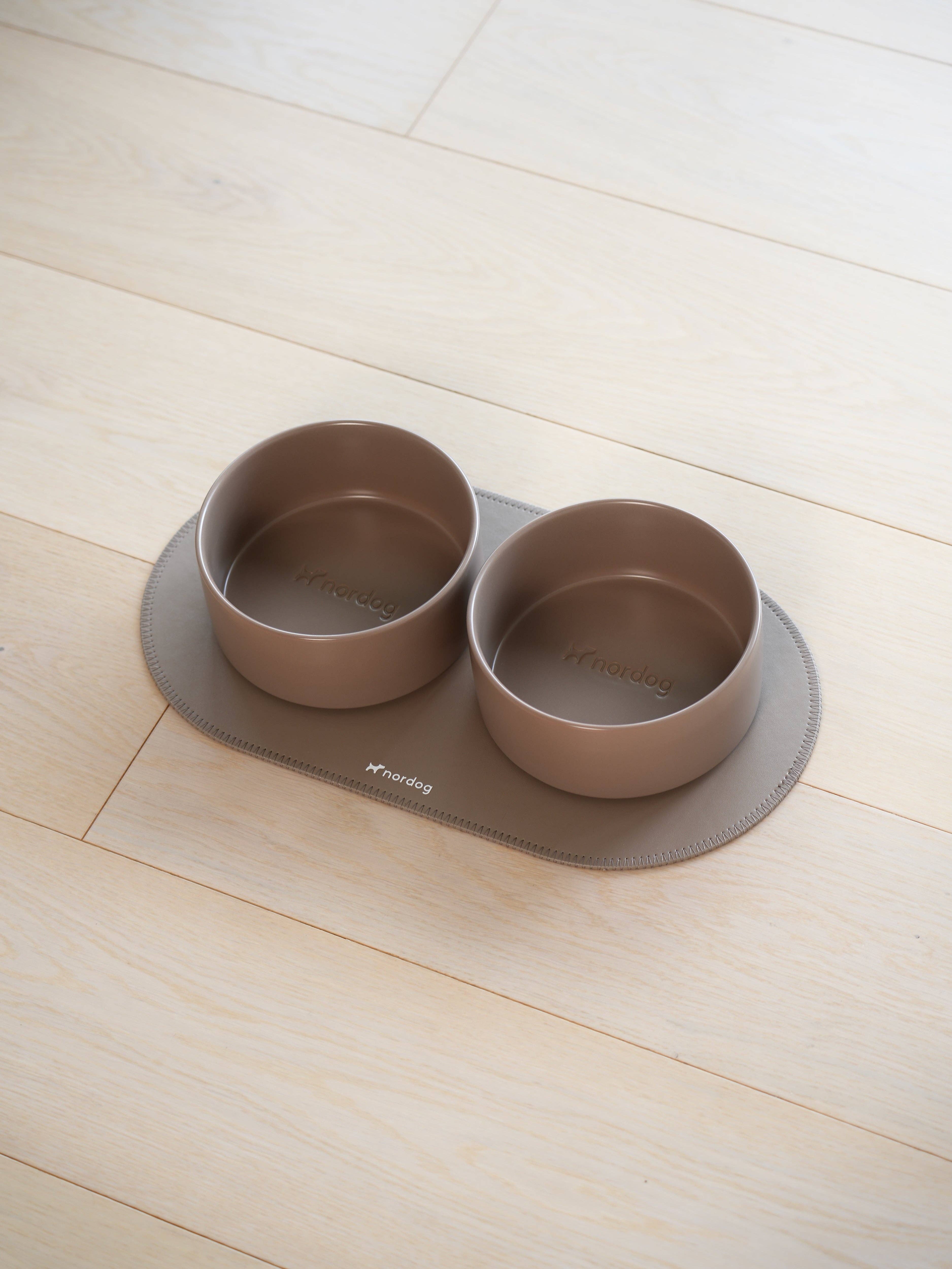 Nordog – wholesale Matmatta för husdjur – Hund – Rund bordstablett för matskålar till hund (kakao)1