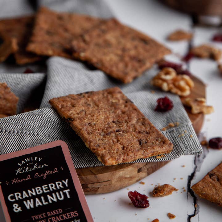 Sawley Kitchen – wholesale Crackers – Cranberry & Walnut - Yorkshire Savoury Crackers1