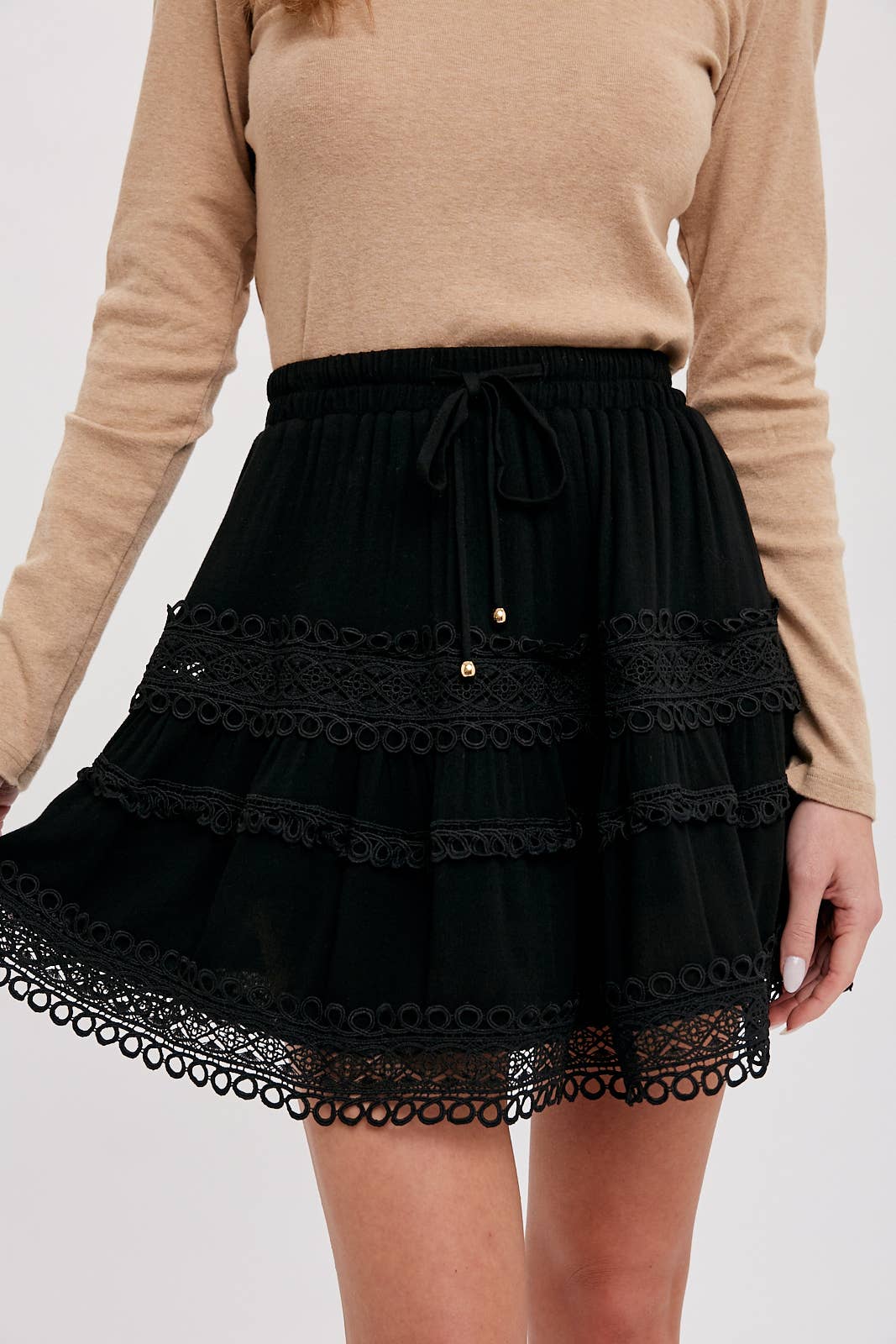 Bluivy – wholesale Skirt – Women’s – LACE TRIM MINI SKIRT4