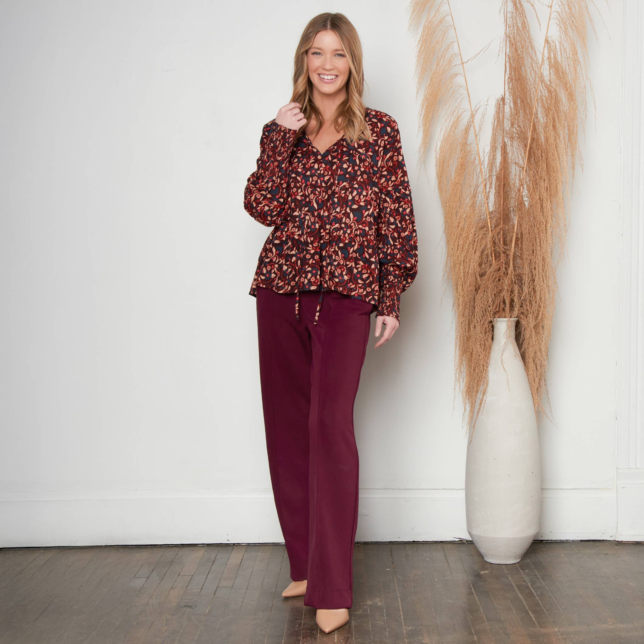 Elsie & Zoey - Vente Chemisier – femme - Blouse à manches longues à volants et col en V avec motif floral Drew2