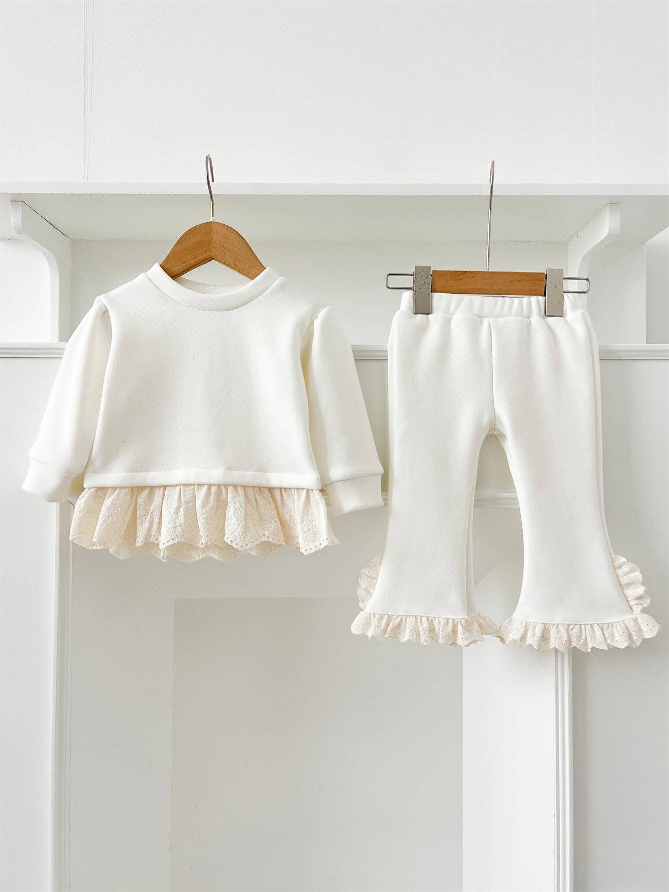 MyKids-USA® - Wholesale Top & Pant Set - Baby - Arrival Autumn Baby Girls Long Sleeves Patchwork Design Fleece-lined Top and Bottom Set – Clothing Set3