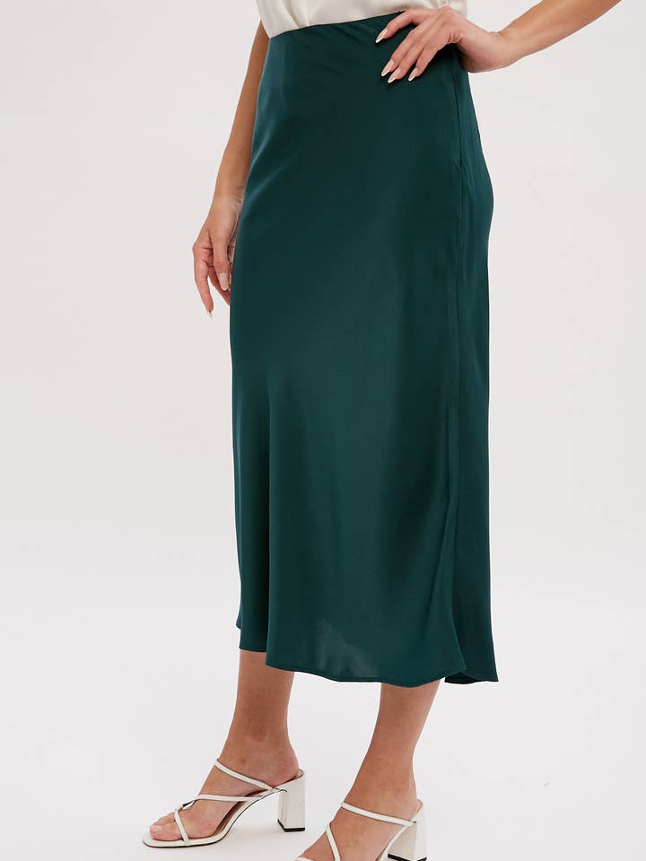 Bluivy - Wholesale Skirt - Women's - SATIN MIDI SKIRT