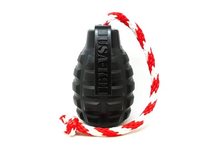 SodaPup Dog Toys - Vente Jouet à mâcher – chien - USA-K9 Magnum Grenade - Jouet à mâcher résistant avec corde - Jouet de récompense - Noir0
