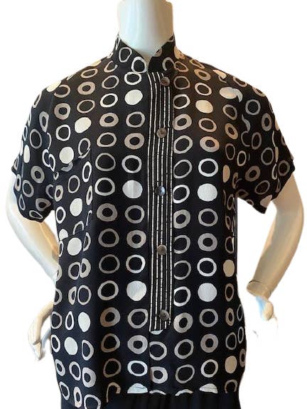 Manches courtes Mandarin « Lucy » Noir/taupe/ Stone Circles pour la vente par Marla Duran