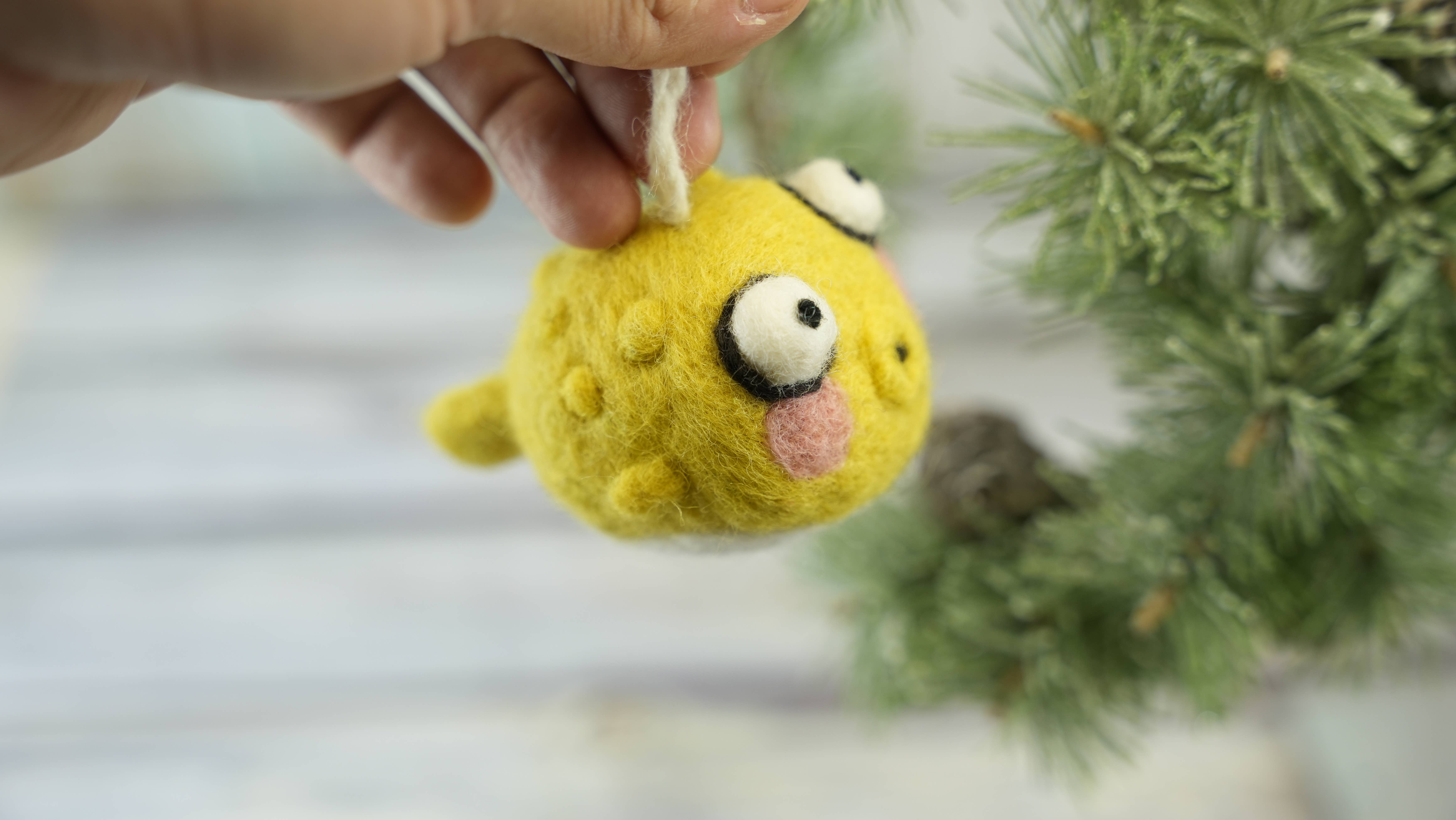 Woolbuddy - Wholesale Ornament - Pufferfish Premade Ornament3