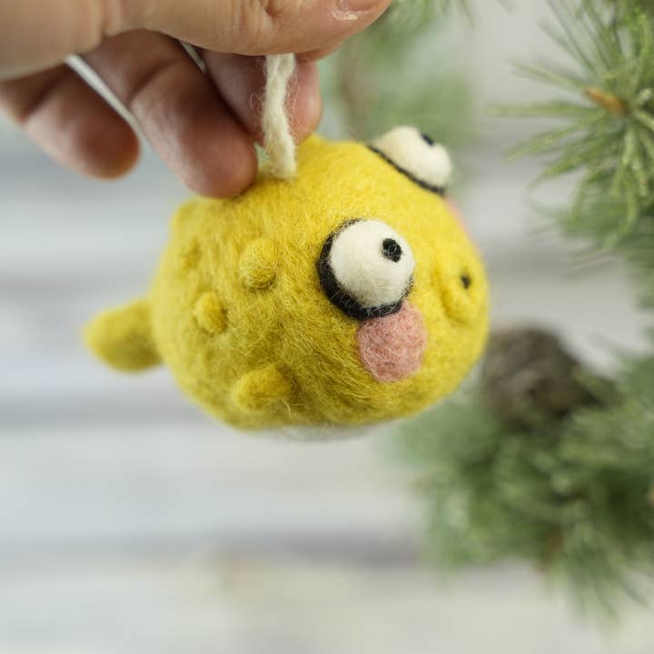 Woolbuddy - Wholesale Ornament - Pufferfish Premade Ornament3