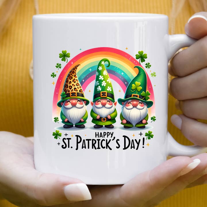 Tasse Joyeuse Saint-Patrick pour la vente par Hello Gorgeous Mugs