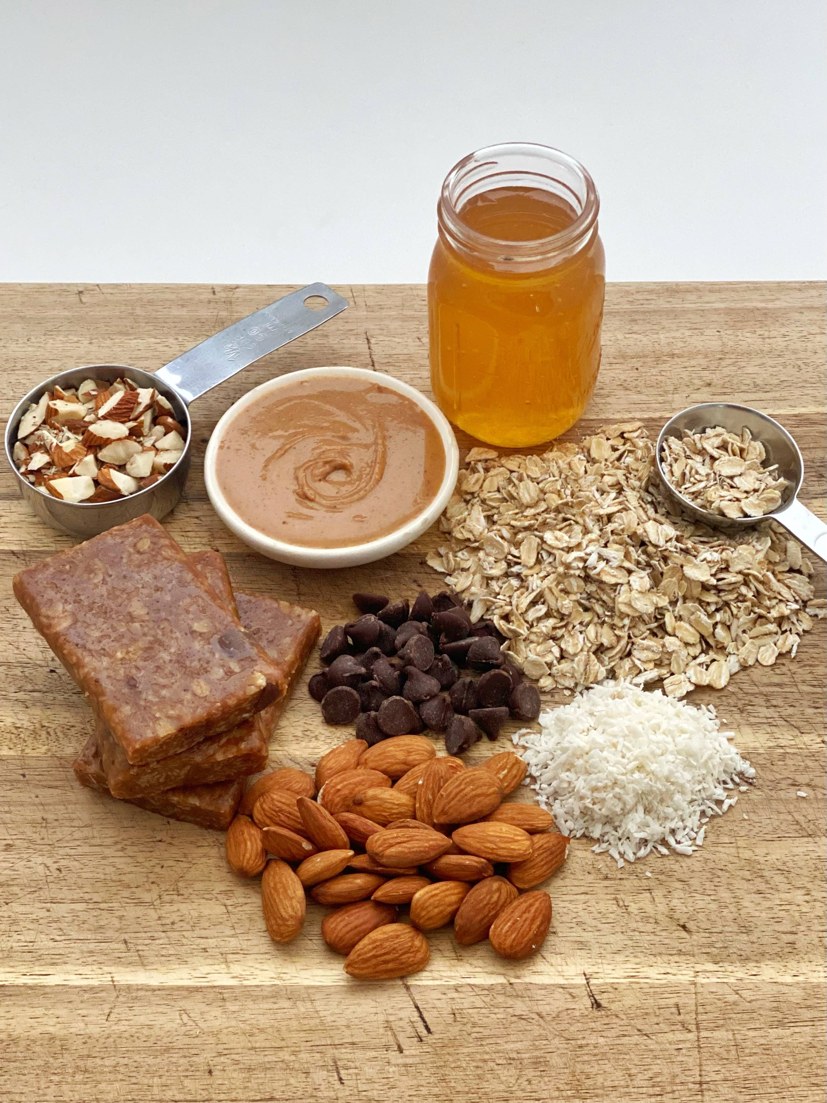 Super Surf Snack - Wholesale Snack Bar - Peanut Butter Date Almond-Super Surf Snack organic bar4