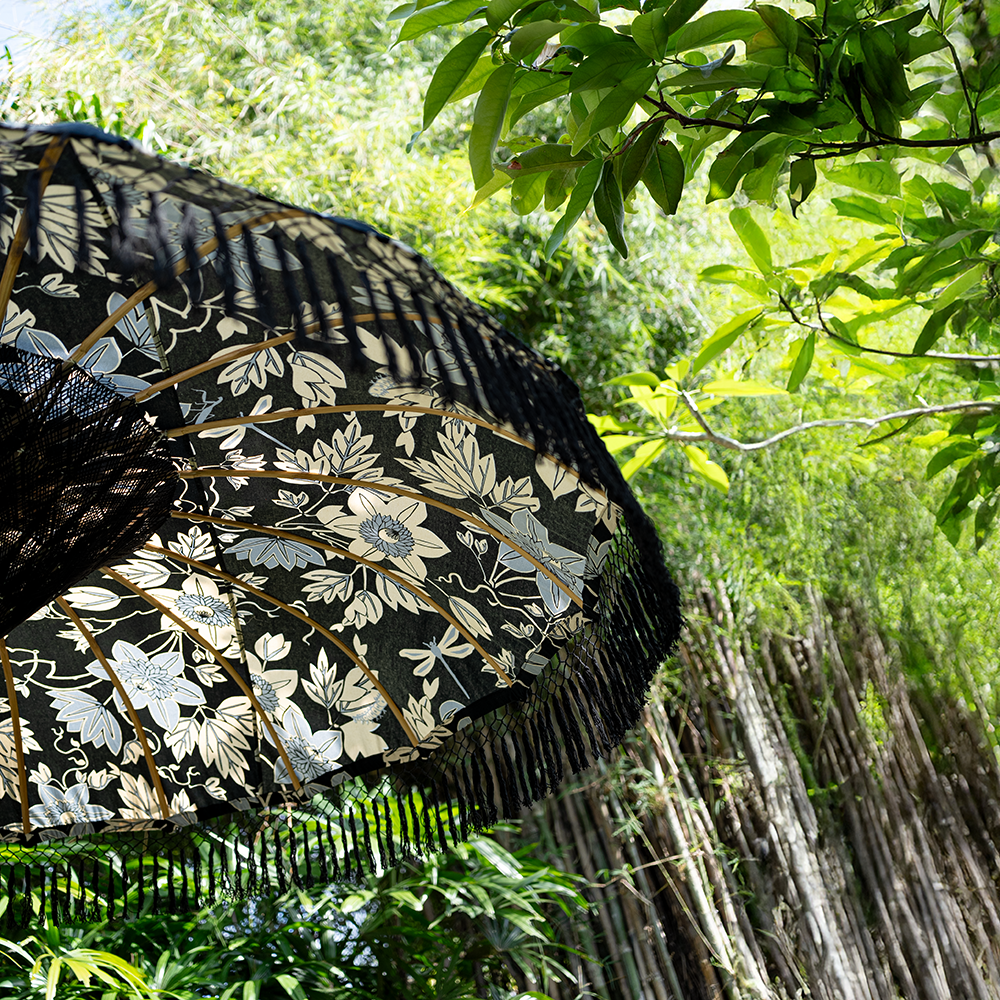Balizen by zen zen garden home - Wholesale Patio Umbrella - Balinese Umbrella Patio | Big Passion Flower Onyx2