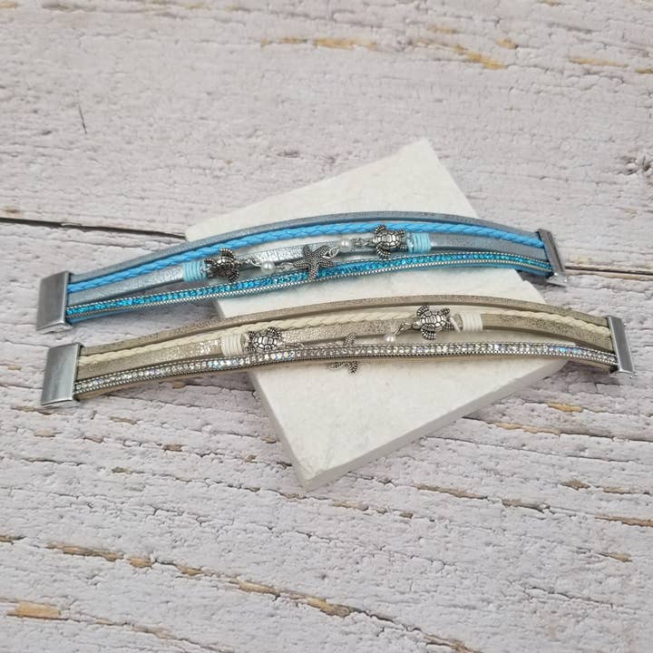 Treasure Wholesale – wholesale Bangle bracelet – Turtle Holiday Leather Bracelet