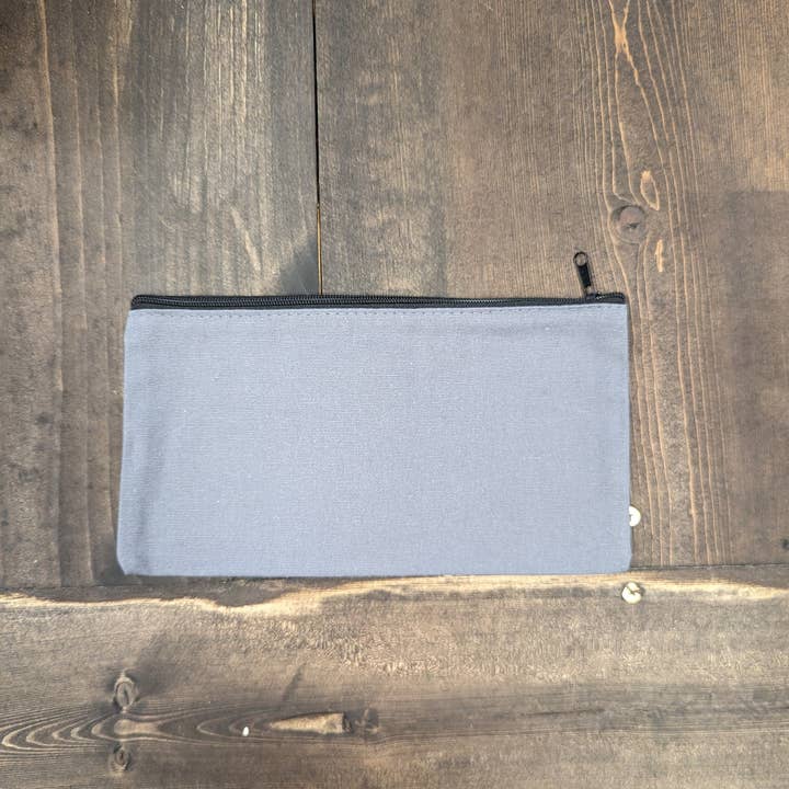 Three Black Cats Inc. – wholesale Pouch – Women’s – Go out & be a hoe. It's a beautiful day, Zipper Pouch2