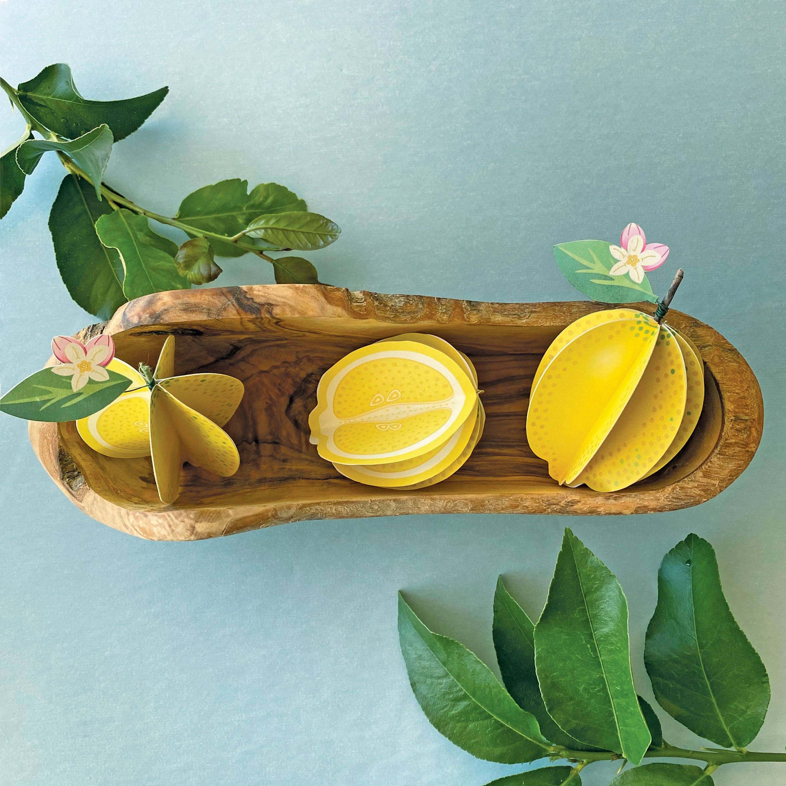 Mozaic Studio - Venta al por mayor Artículo decorativo de mesa - Limones de papel hechos a mano, juego de 26