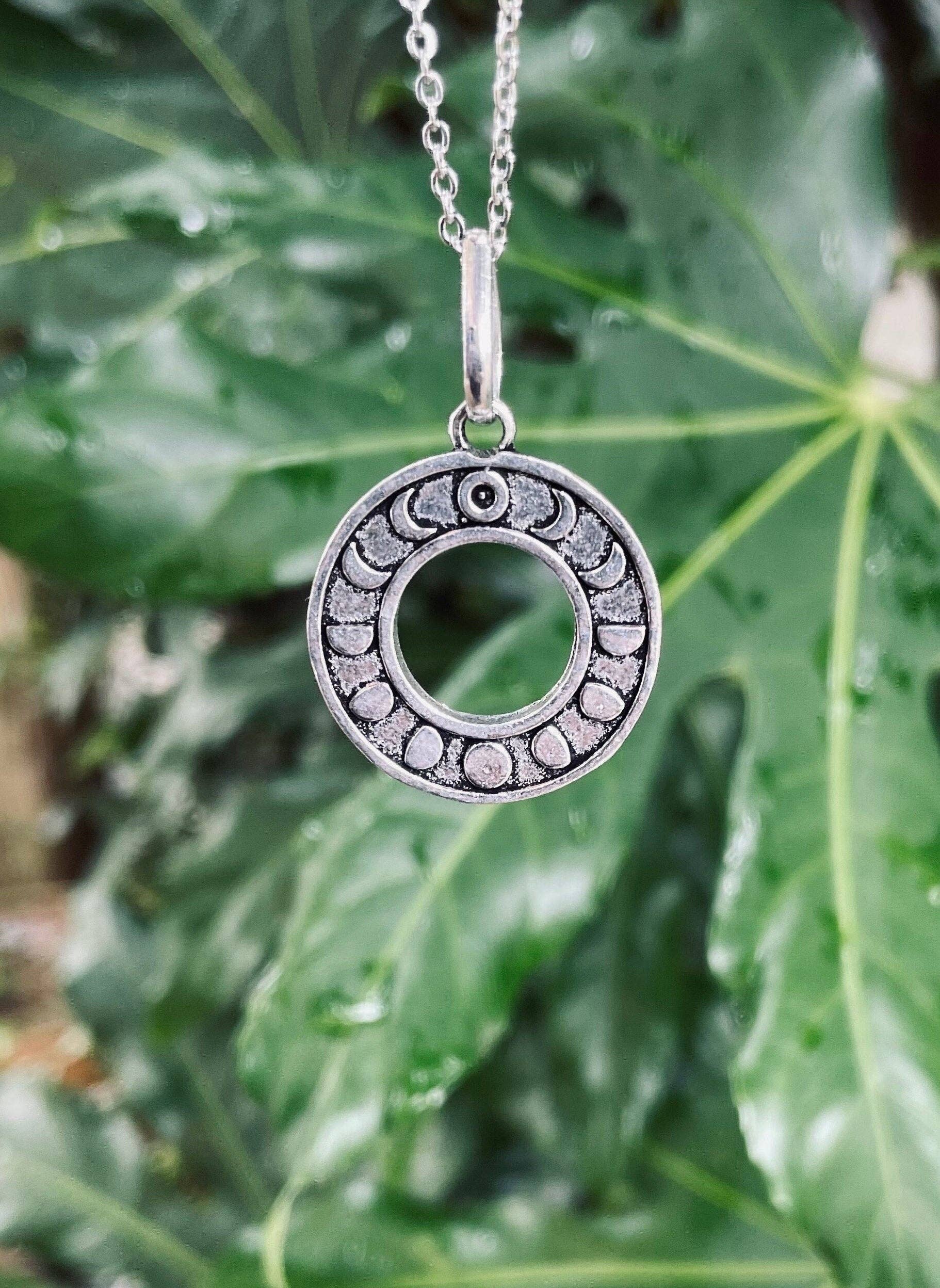 Kaali Boutique - Wholesale Pendant/Charm Necklace - Lunar Calendar Necklace / Moon Phases / Hypoallergenic / Silver / Yoga / Reiki / Boho / Hippie / Rustic / Ethnic / Crystals / Third Eye /7