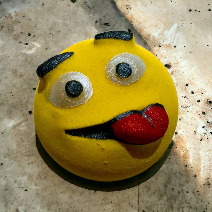 Gettin Fizzy With It - Wholesale Bath bomb/fizz - Emoji Bath Bomb