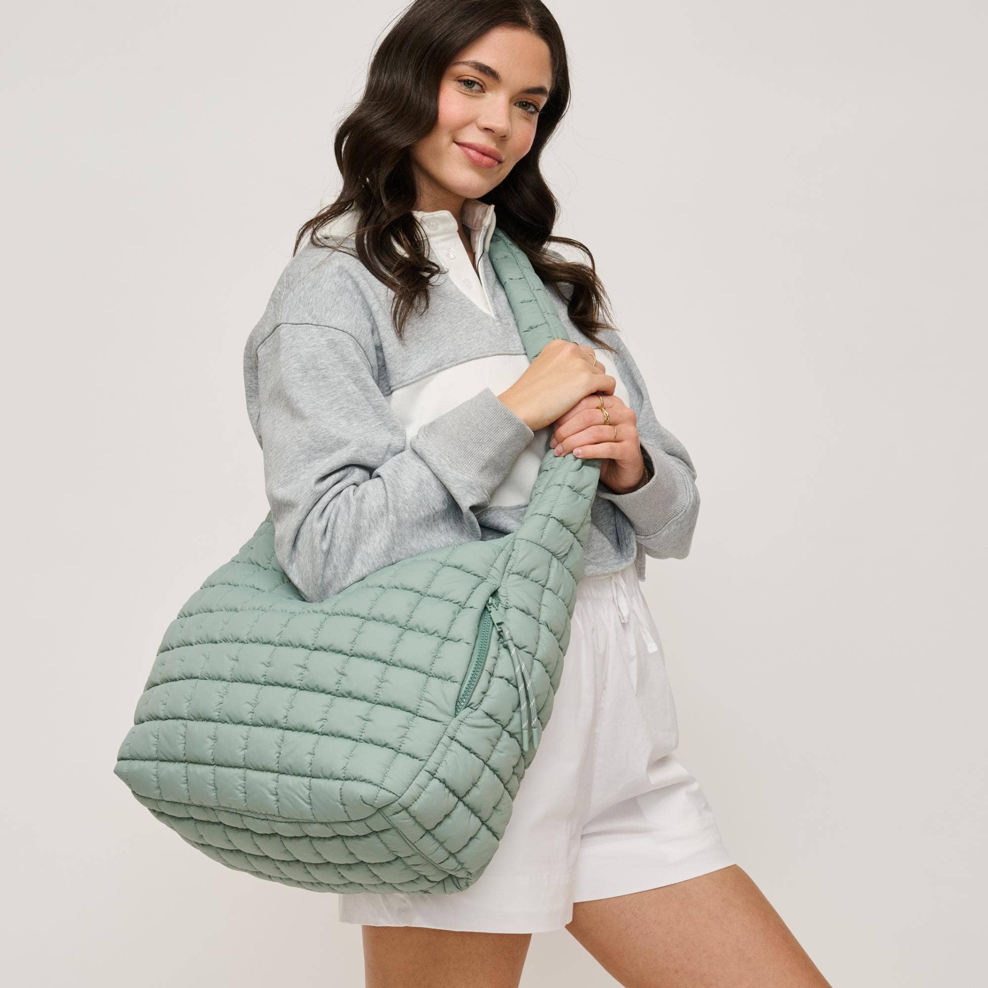 Urban Expressions - Vente Sac porté épaule – femme - Sac hobo matelassé en nylon Leda40