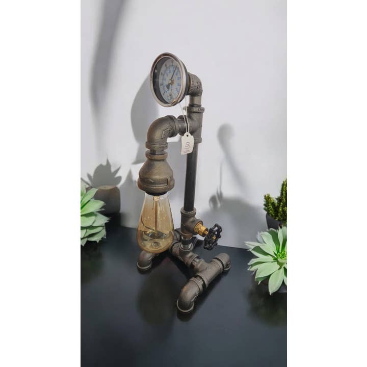 Mr. Willies Lighting - Vendita all'ingrosso Lampada da scrivania/d'accento - Lampada da scrivania industriale a una lampadina con lampadina a led