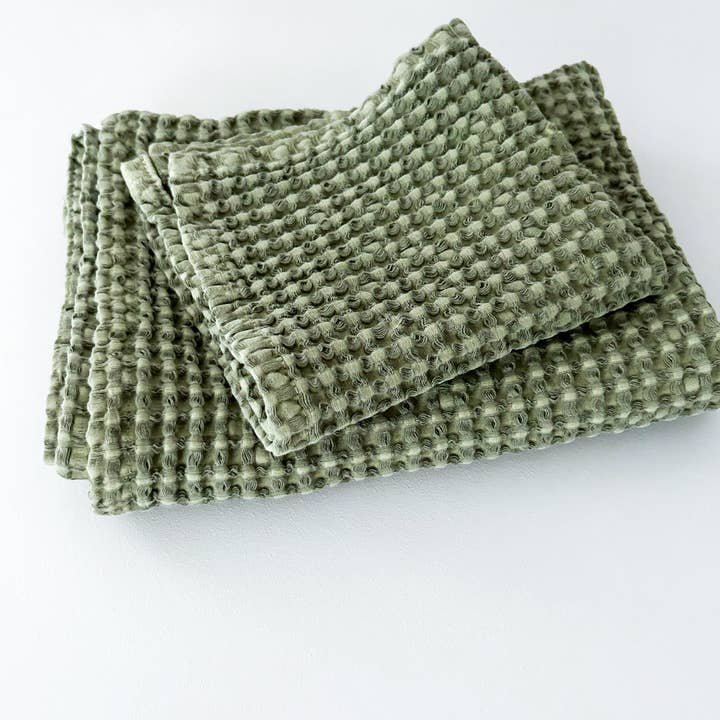 Mama and Tochter - Wholesale Wash Cloth - 100% Organic Cotton Rustic Waffle Face Cloth - Light Olive