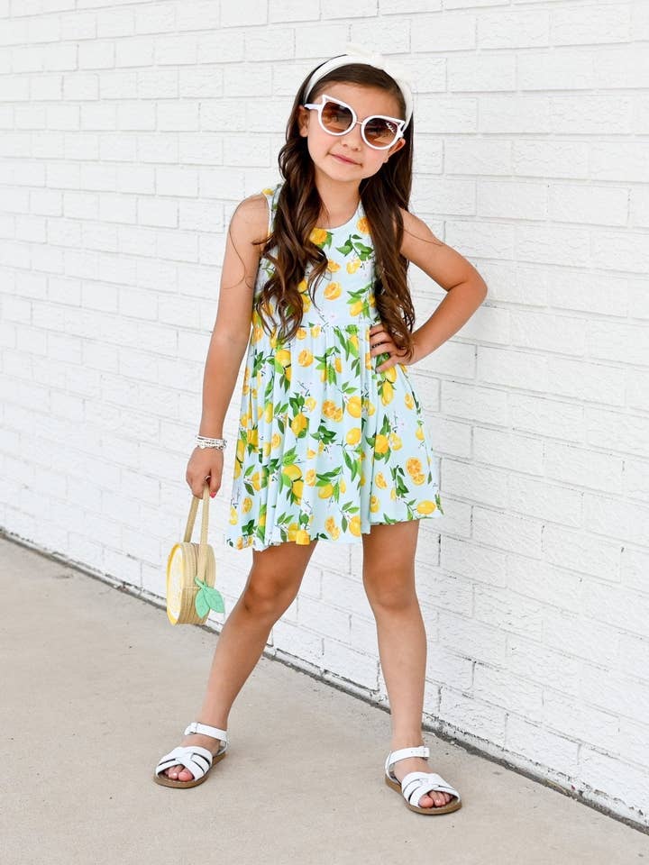 Tunique Lovely Lemons Empire pour la vente par Twinflower Creations