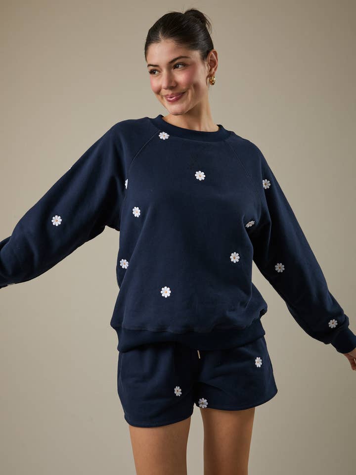 CREW NECK LONG SLEEVE DAISY GRAPHIC EMBROIDERY SWEATSHIRT for wholesale by Sunday Edition by LE LIS