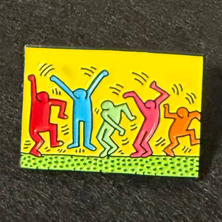 Pin de fête dansante de Keith Haring pour la vente par B-Side