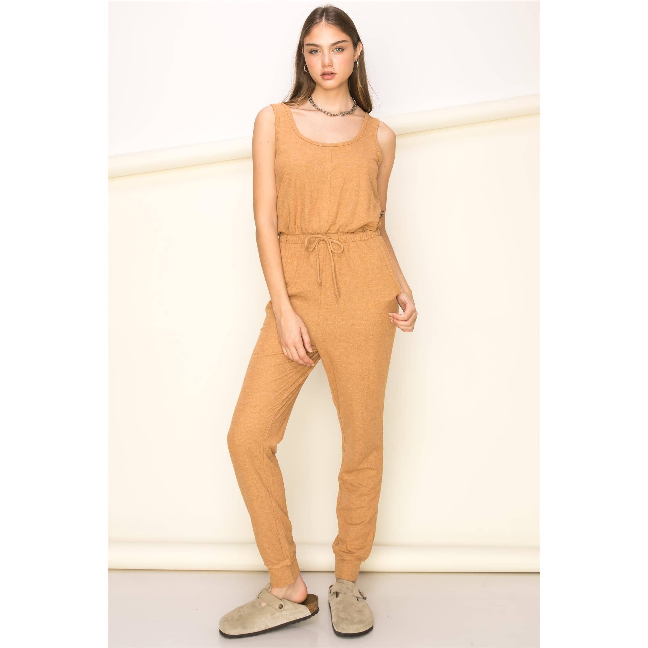 BRUNT SOCKER Ärmlös jumpsuit med dragsko för wholesale på Faire3