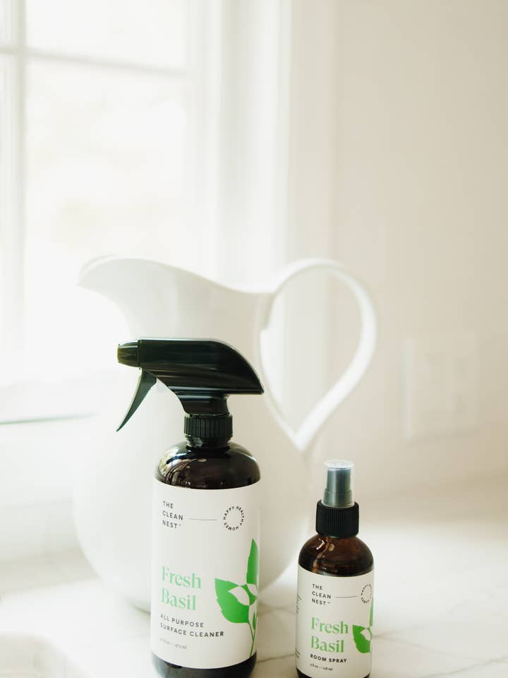 Nettoyant de surface tout usage pour la vente par The Clean Nest