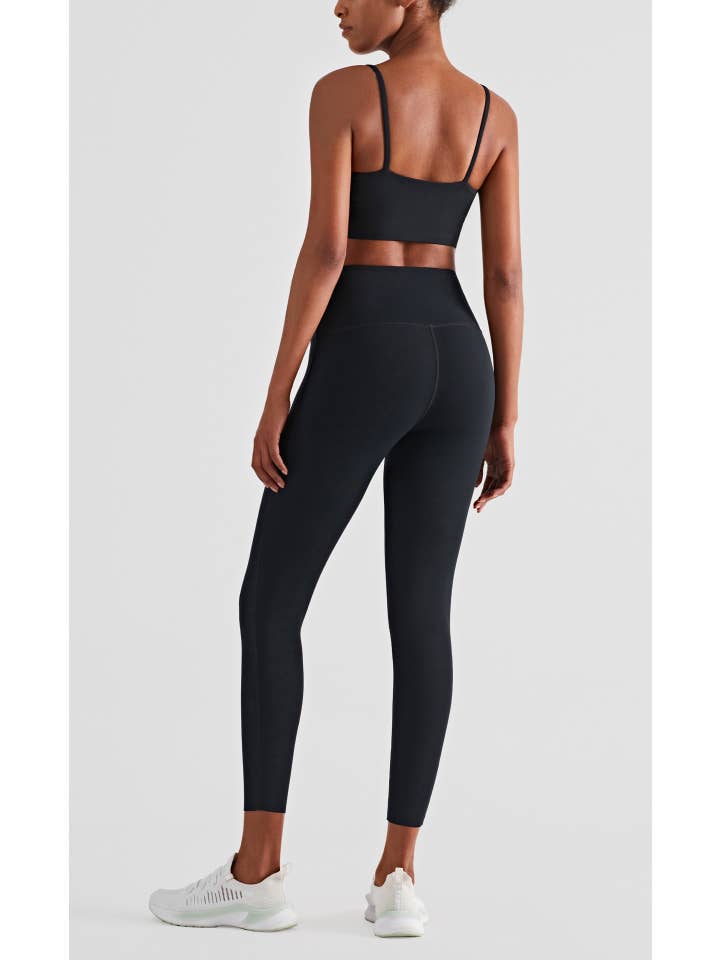 91thelabel - Vente Ensemble de sport – femme - Ensemble de sport haute performance 2 pièces Esther en Lycra®7