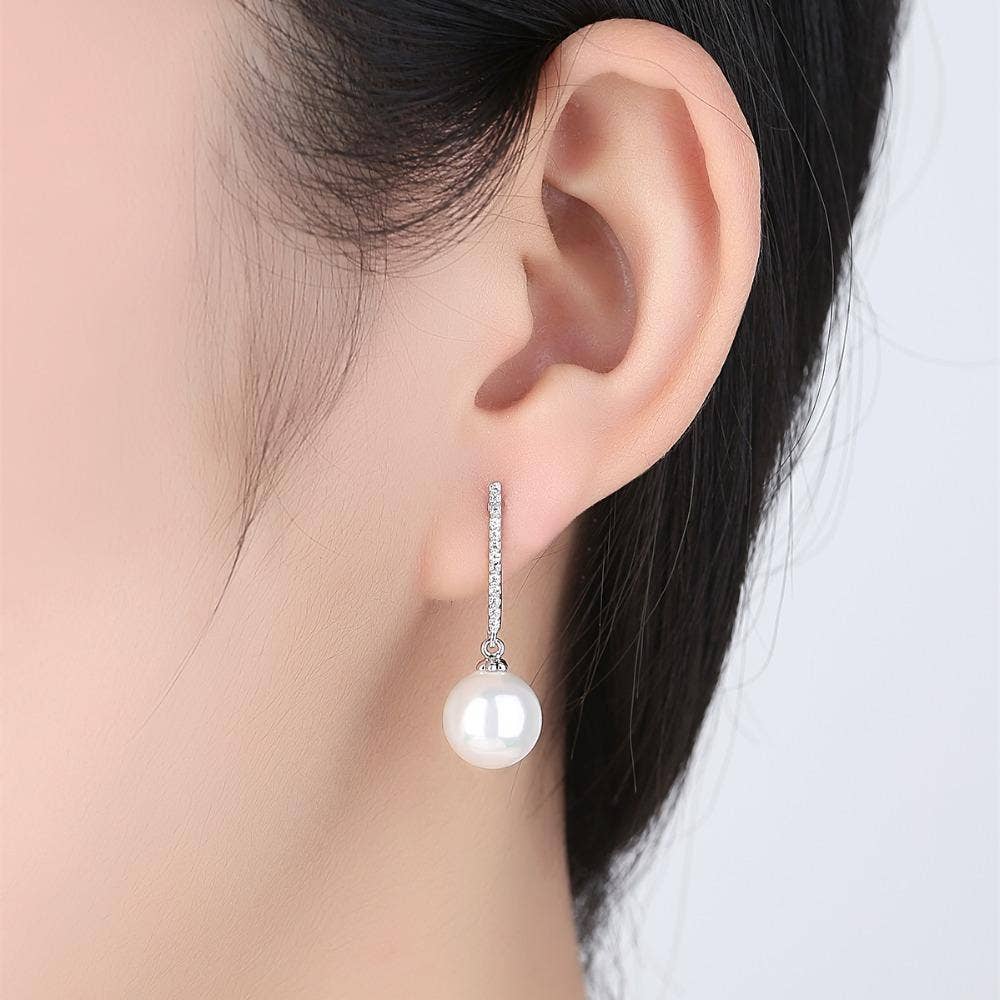 JohnnyB Jewelry - Wholesale Dangle Earrings - AURELIA - Elegant Drop Pearl Earrings In Silver3