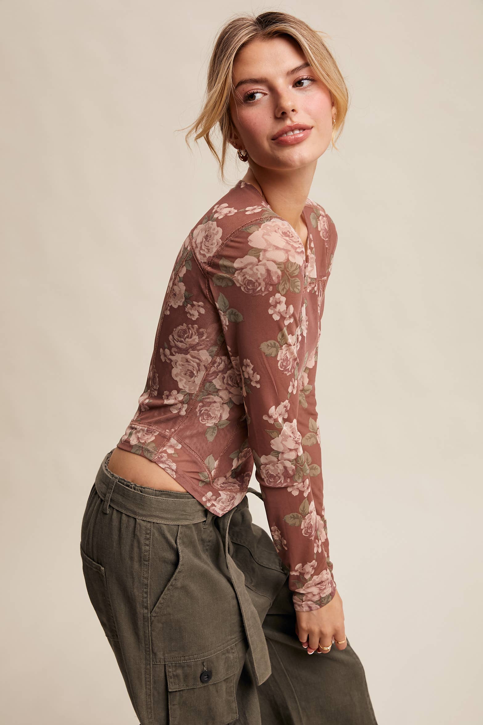 Listicle - Wholesale T-Shirt - Women's - Floral Mesh Long Sleeve Layering Top30