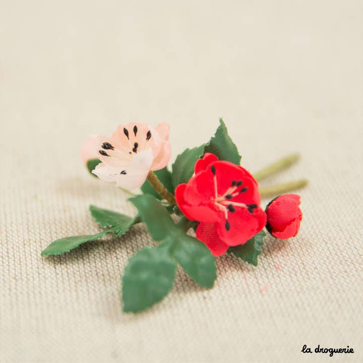 Stoffen bloemen Rozen in een boeket voor wholesale door LA DROGUERIE