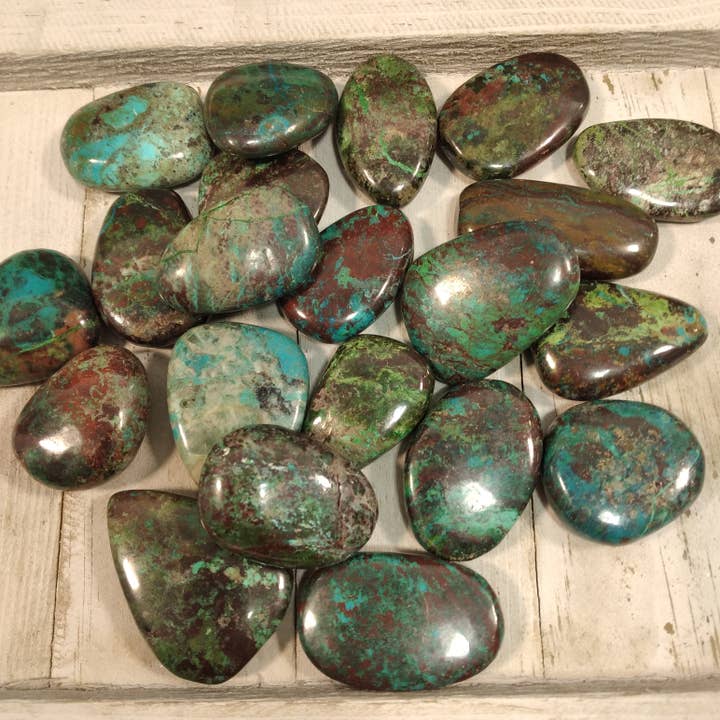 Keystone Crystals - Wholesale Spiritual Stone/Crystal - Chrysocolla Tumbled Flat Oval Stones 1 LB