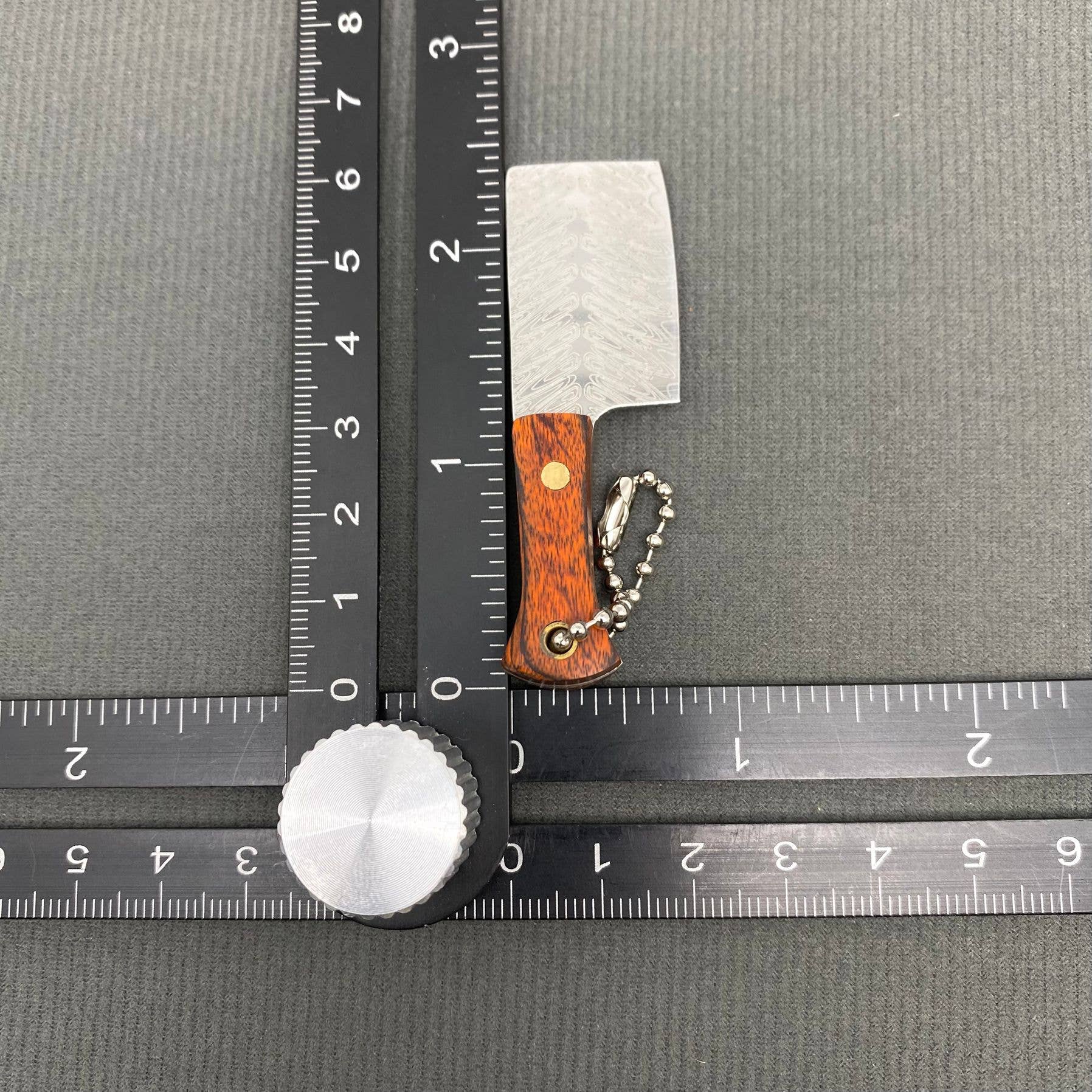 Mio Queena - Wholesale Pocket Knife/Holder - Textured Stainless Steel Portable Knife with Protective Cover1