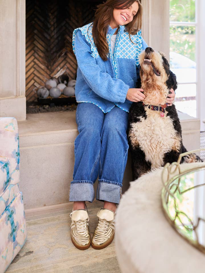 Brooks Avenue - Wholesale Jacket - Women's - Isabella Sherpa Jacket - Blue Clover4