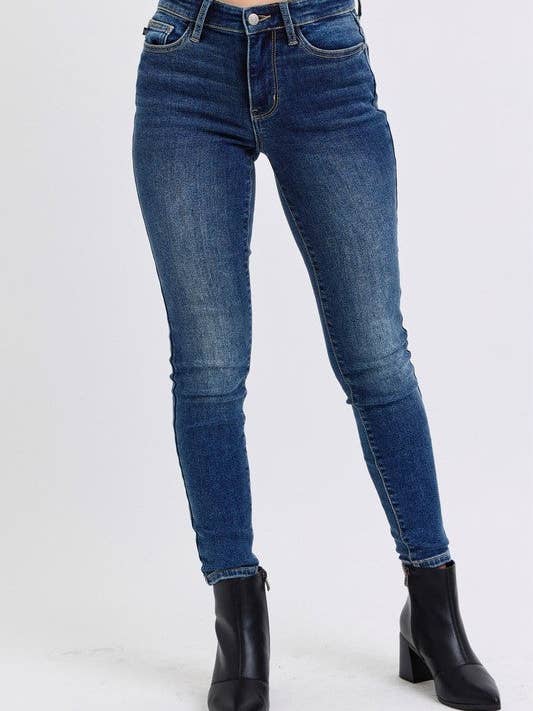Judy Blue Full Size Run Midja Skinny Jeans med Termiskt Foder för wholesale av ClassiQ