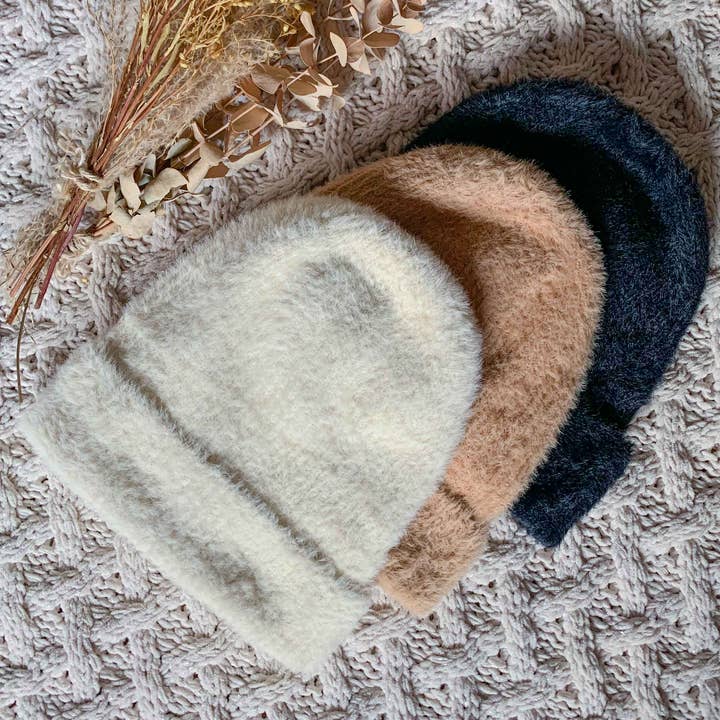 AMOLI - Wholesale Beanie - Women's - Soft Warm Ribbed Fuzzy Faux Angora Beanie5