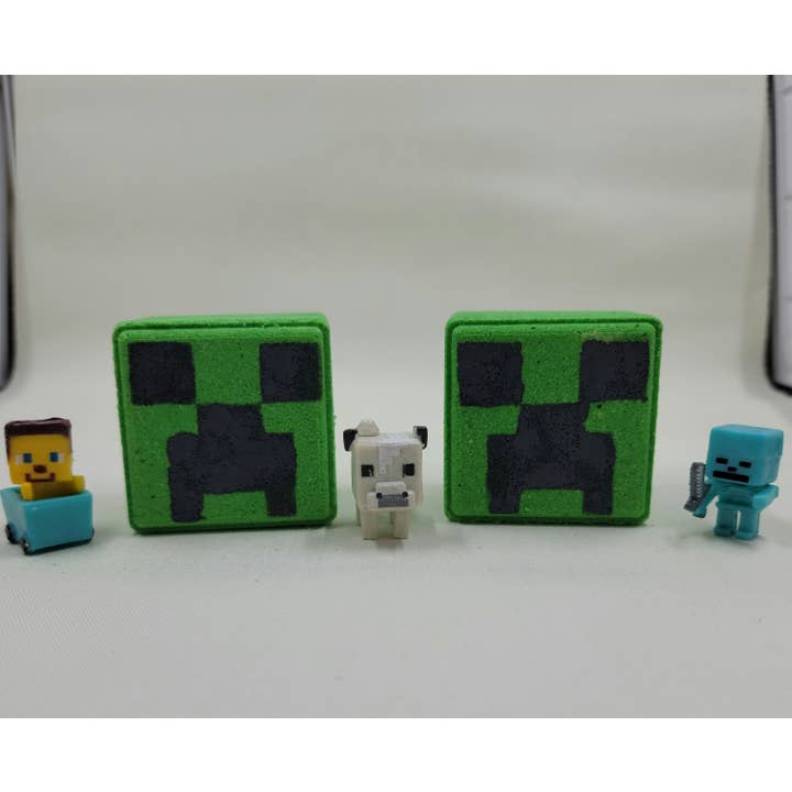 Fizz Bizz - Wholesale Bath Bomb/Fizz - Minebomb Minecraft Bath Bomb With Surprise Toy Inside