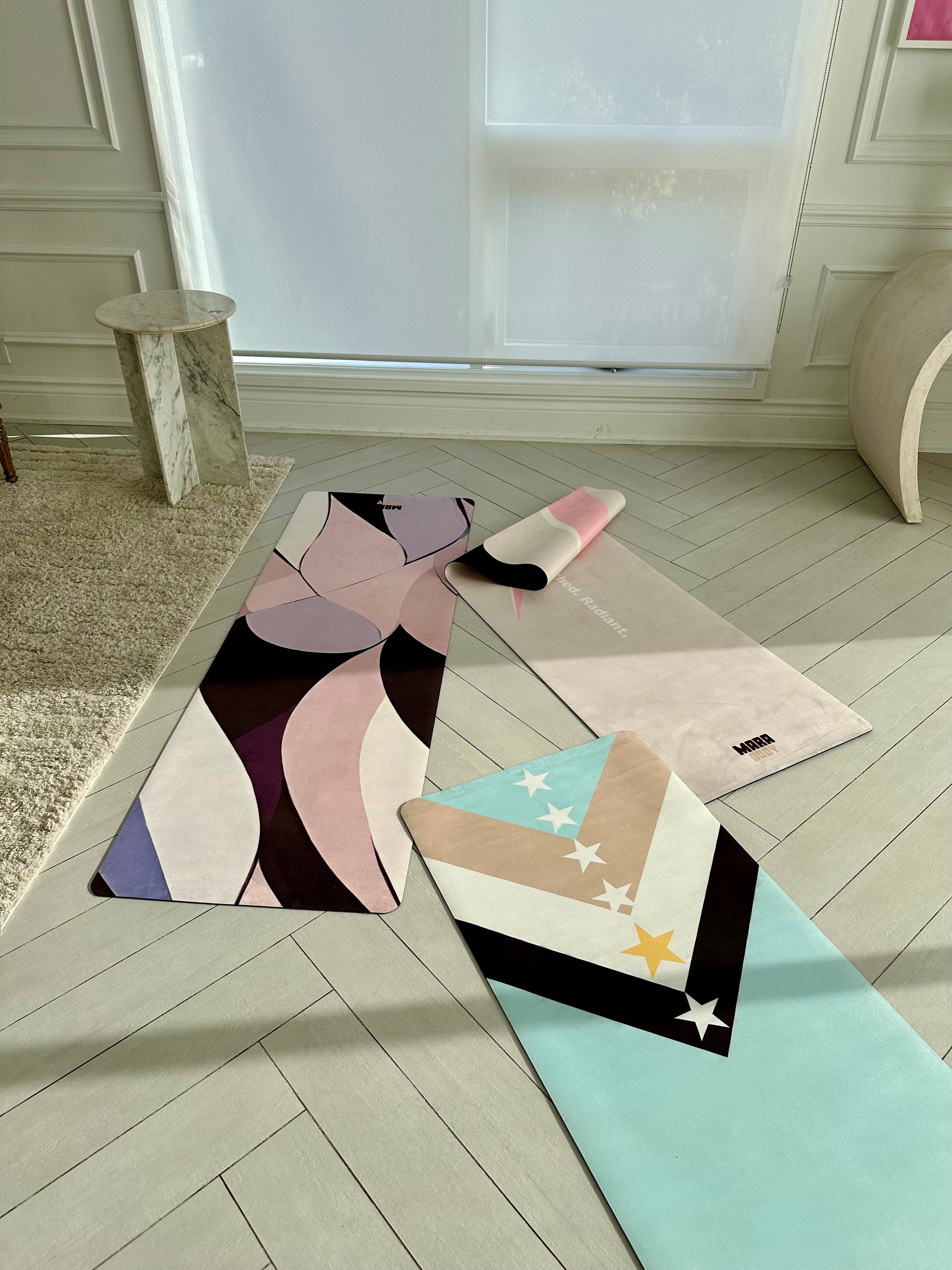 MARA BODY - Yoga Mats, Pilates Reformer Mats & Yoga Towels - Vendita all'ingrosso Tappetini da yoga - Tappetino Yoga in Pelle Scamosciata Vegana Eco-Friendly Antiscivolo con Stampa Astratta14