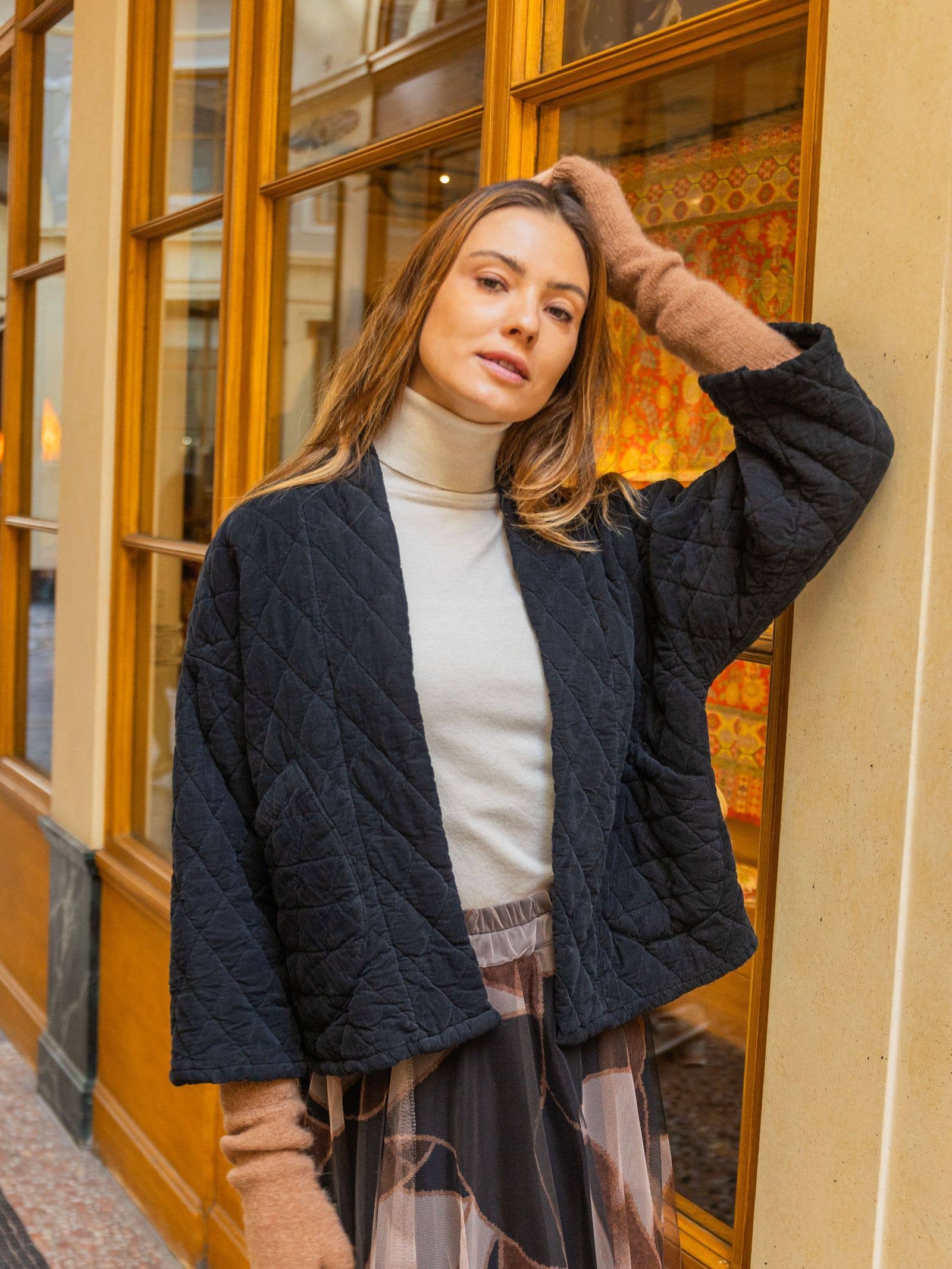 NOELINE - Wholesale Jacket - Women's - 2442-2 velvet quilted jacket1