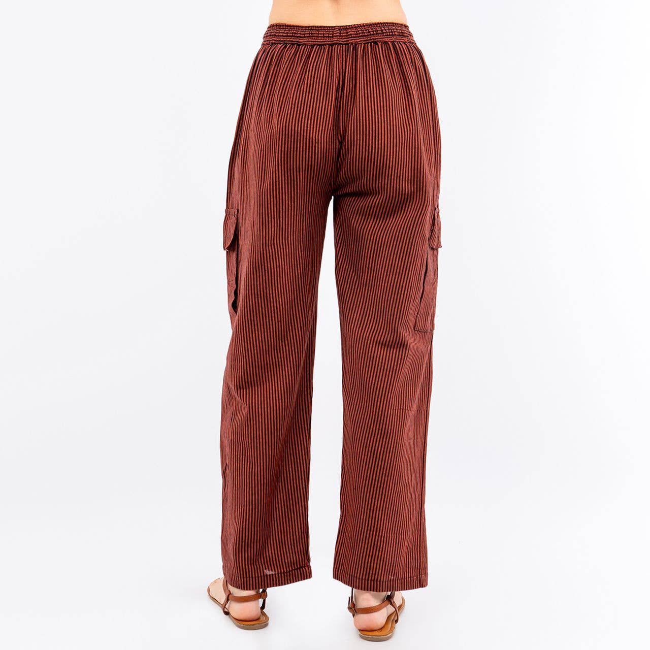 Sortido Calça de Carga Apertada à Mão para venda a revendedores na Faire1