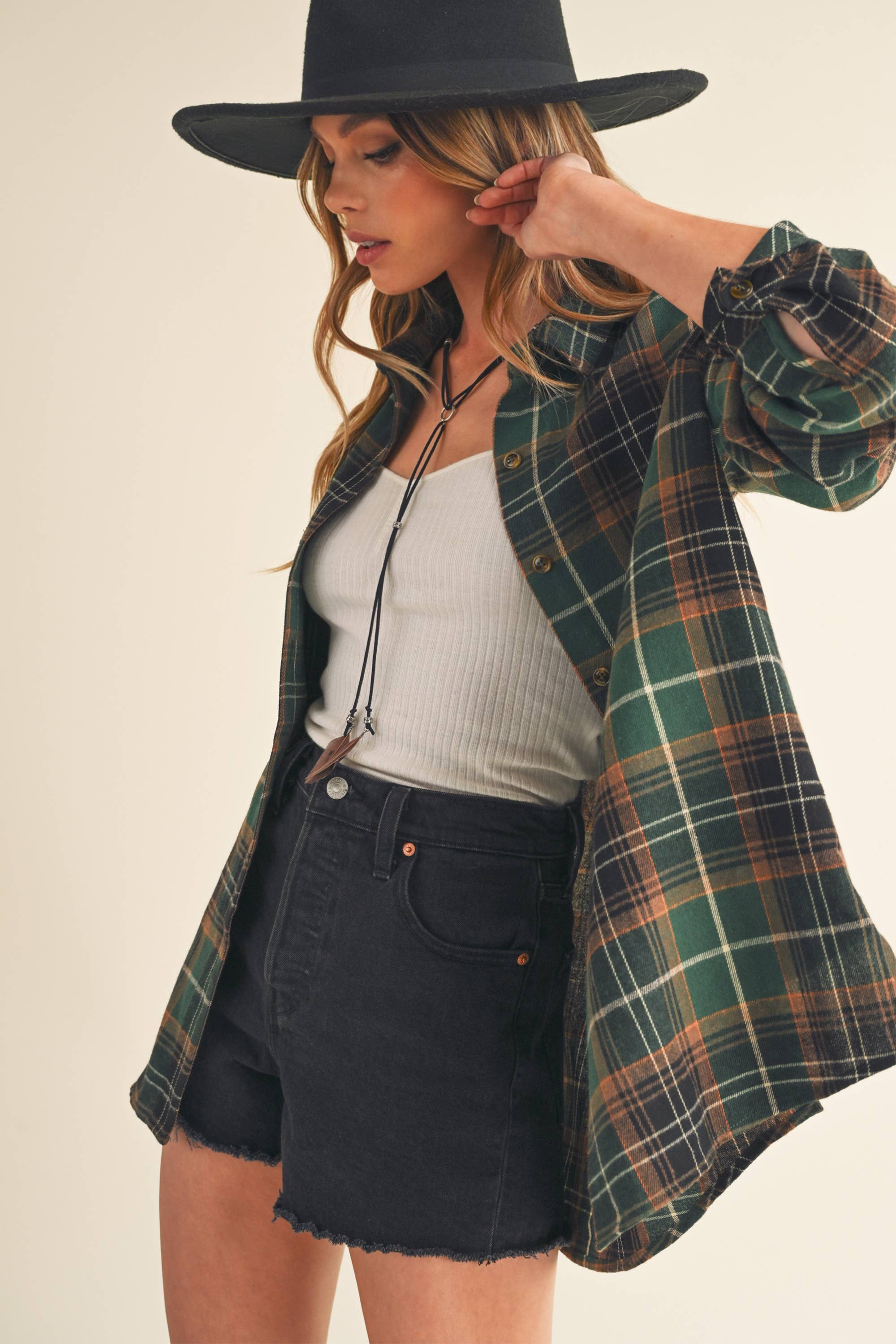 AEMI + CO - Wholesale Button Down Shirt - Women's - 8324DN Katie Flannel Shirt 628