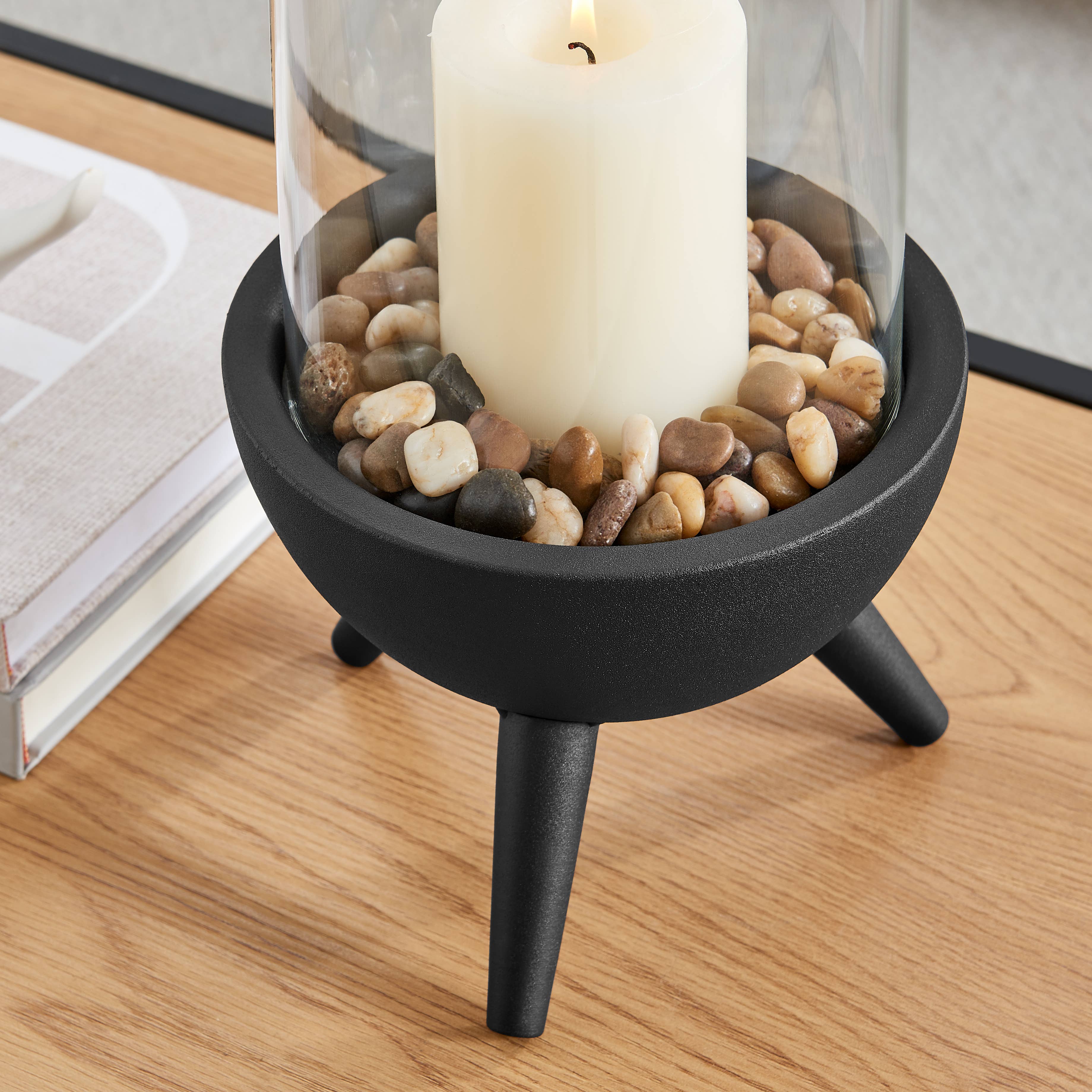 Danya B – wholesale Candle holder – Molta Modern Black Metal Pedestal and Glass Candle Holder7