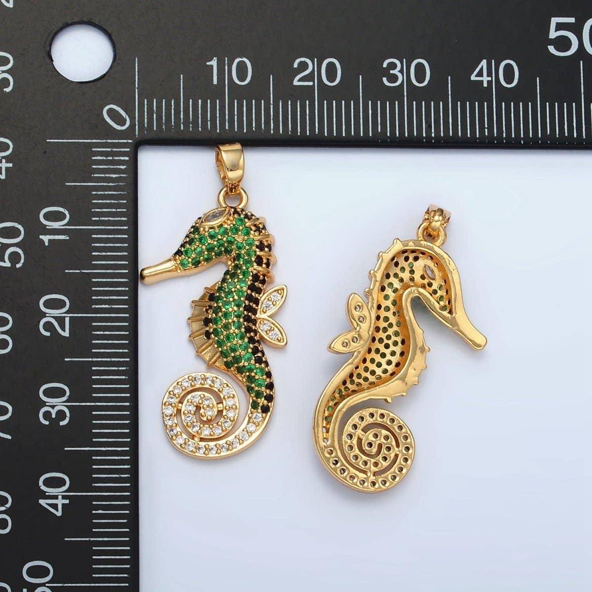 Aim Eternal - Wholesale Individual Charm/Pendant - 24K Gold Filled Green Micro Paved Sea Horse Ocean Animal Pendant | I2881