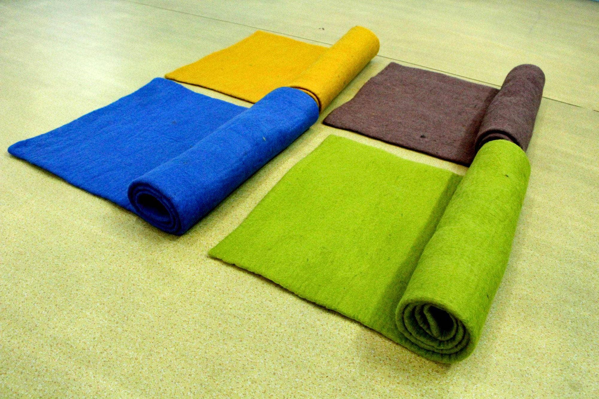 Woollyfelt - Wholesale Yoga Mat - Handmade Customizable Natural Wool Yoga Mats2