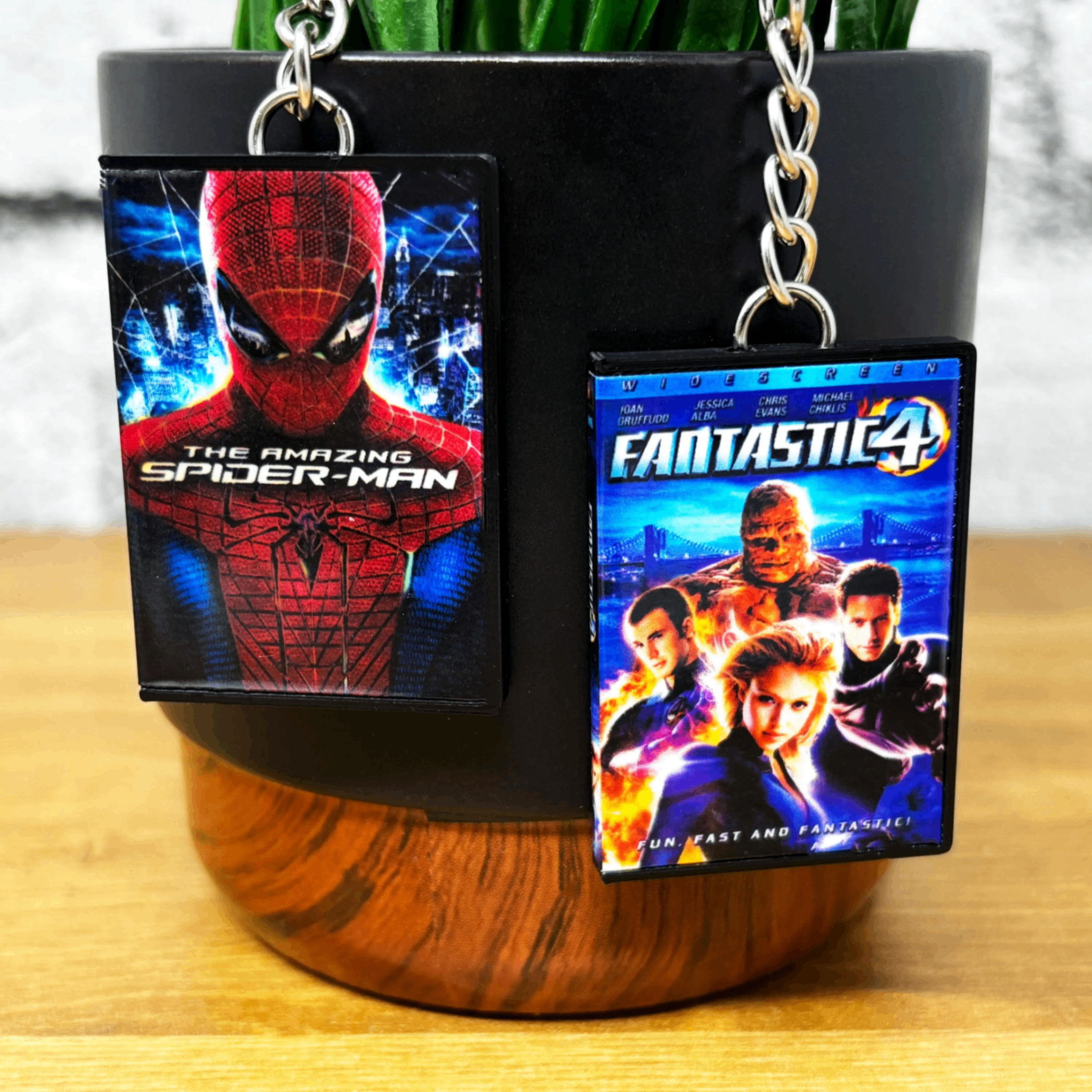 BitsyLabs - Wholesale Keychain - Unisex - Superhero Movie (A-H) Keychains3