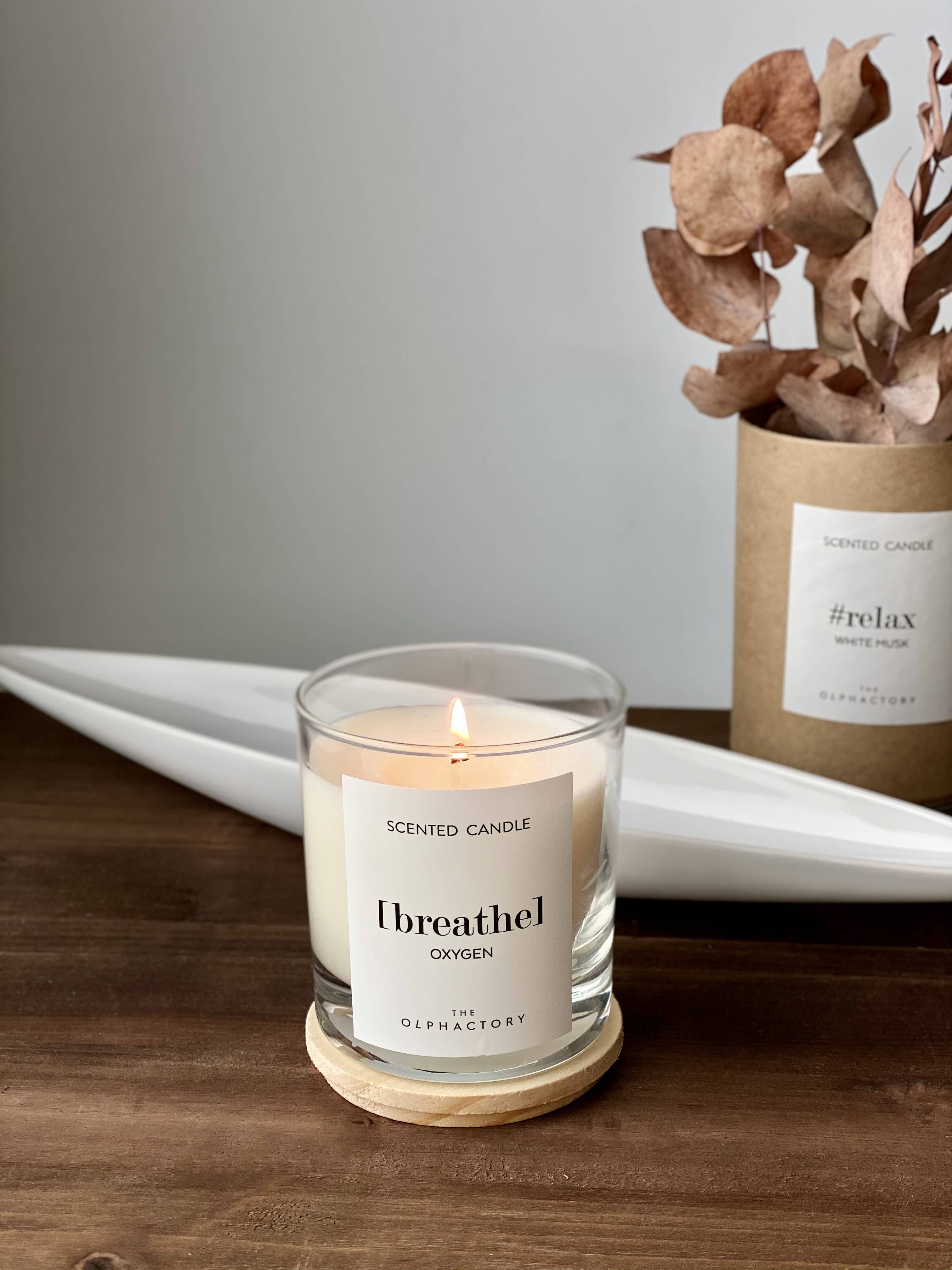 SEVENREEDS – Vela em jarro/copo por atacado – Vela de cera vegetal THE OLPHACTORY cedro e oud 200 g6